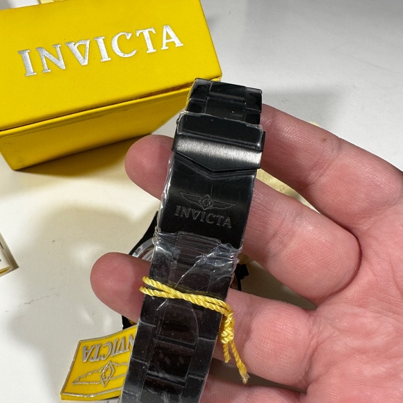 NIB INVICTA Men watch in Stainless Steel Black - Picture 6 of 11